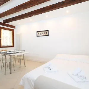 Bricola Biennale Apartmán Benátky