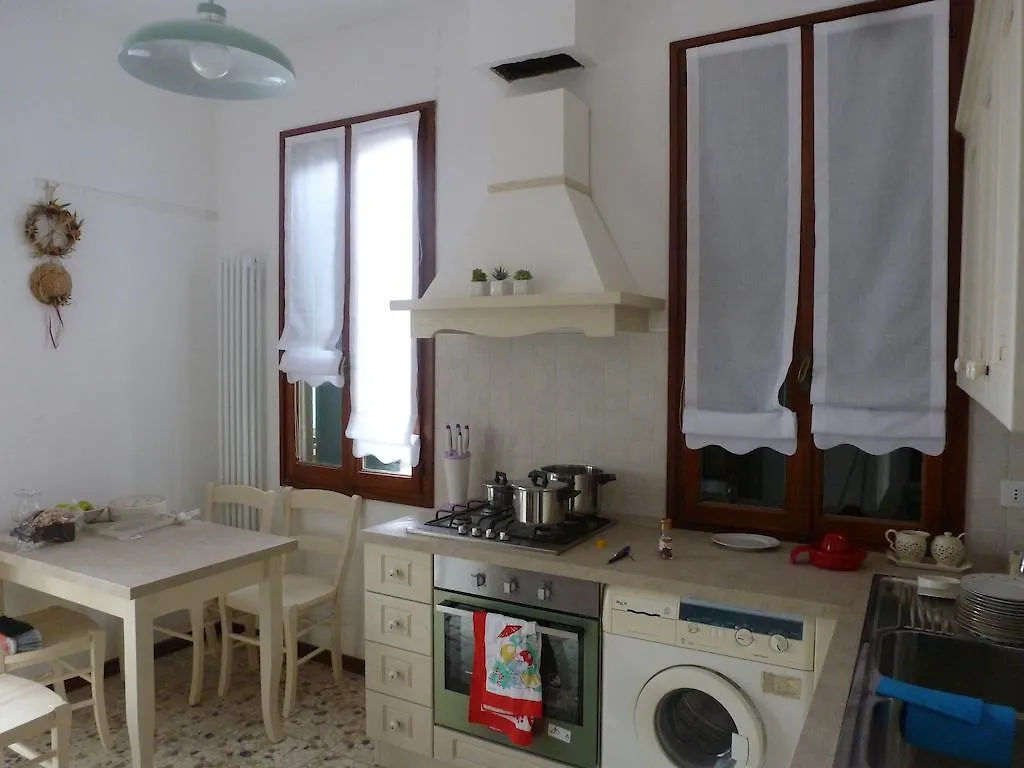 Bed & Breakfast B&B La Terrazza Dei Miracoli Venice Italy