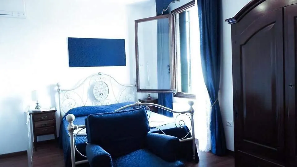 B&B La Terrazza Dei Miracoli Venice Italy